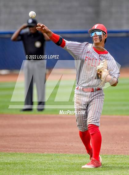 Thumbnail 2 in Fullerton vs. Tesoro (CIF SS DIV 4 Championship Final) photogallery.