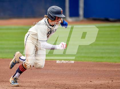 Thumbnail 2 in Fullerton vs. Tesoro (CIF SS DIV 4 Championship Final) photogallery.