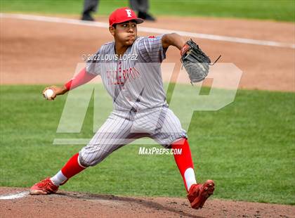 Thumbnail 3 in Fullerton vs. Tesoro (CIF SS DIV 4 Championship Final) photogallery.