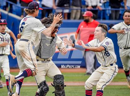 Thumbnail 3 in Fullerton vs. Tesoro (CIF SS DIV 4 Championship Final) photogallery.