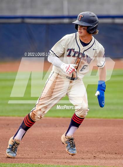 Thumbnail 2 in Fullerton vs. Tesoro (CIF SS DIV 4 Championship Final) photogallery.