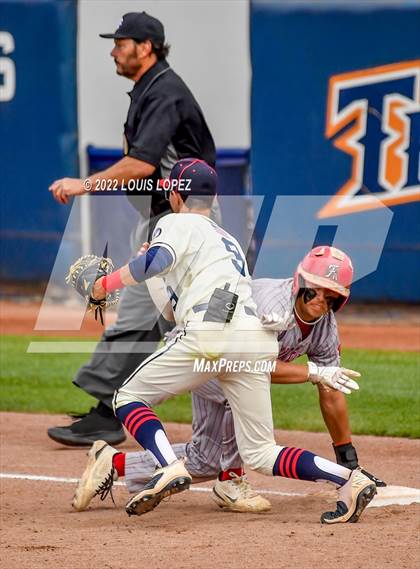 Thumbnail 1 in Fullerton vs. Tesoro (CIF SS DIV 4 Championship Final) photogallery.