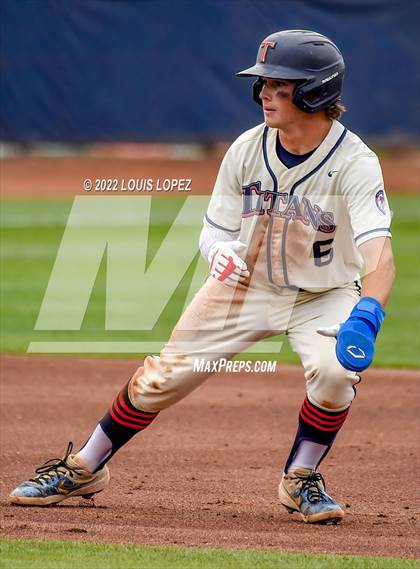 Thumbnail 1 in Fullerton vs. Tesoro (CIF SS DIV 4 Championship Final) photogallery.