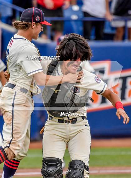 Thumbnail 1 in Fullerton vs. Tesoro (CIF SS DIV 4 Championship Final) photogallery.