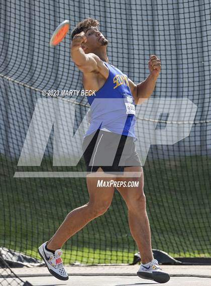 Thumbnail 3 in Class 5 Discus (MSHSAA State Championship) photogallery.