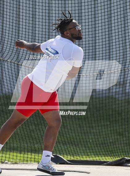 Thumbnail 2 in Class 5 Discus (MSHSAA State Championship) photogallery.