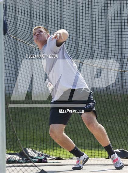 Thumbnail 2 in Class 5 Discus (MSHSAA State Championship) photogallery.