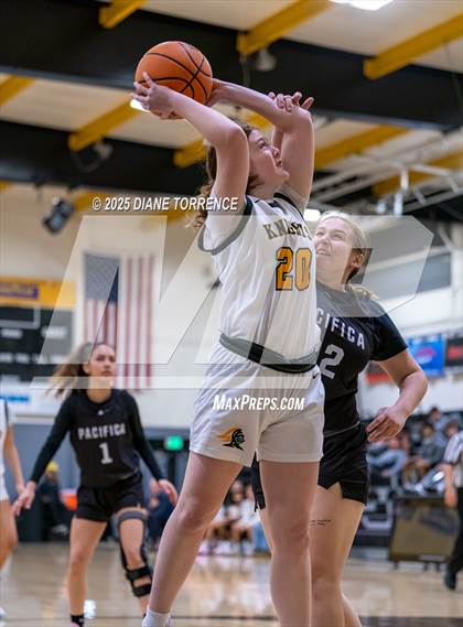 Thumbnail 1 in Pacifica @ Foothill photogallery.