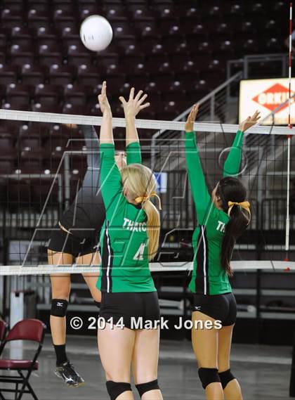 Thumbnail 2 in Red Rock vs. Thatcher (AIA D4 Final) photogallery.