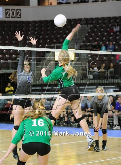 Thumbnail 3 in Red Rock vs. Thatcher (AIA D4 Final) photogallery.