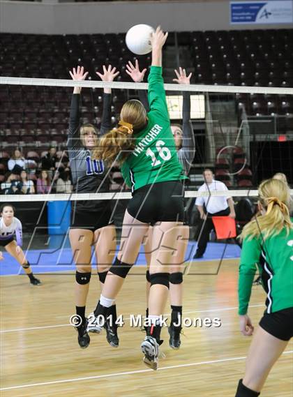 Thumbnail 2 in Red Rock vs. Thatcher (AIA D4 Final) photogallery.