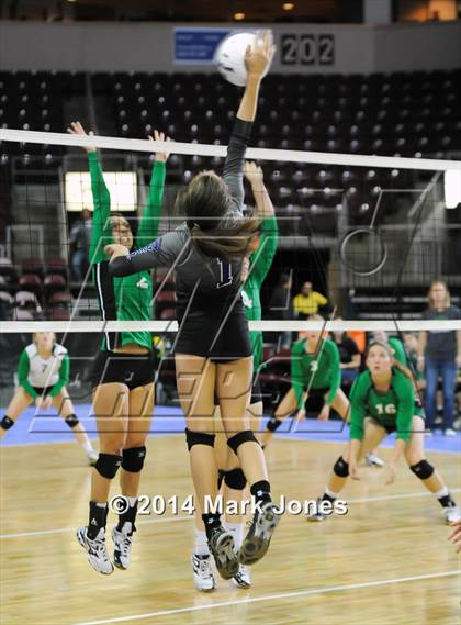 Thumbnail 3 in Red Rock vs. Thatcher (AIA D4 Final) photogallery.