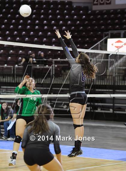 Thumbnail 2 in Red Rock vs. Thatcher (AIA D4 Final) photogallery.