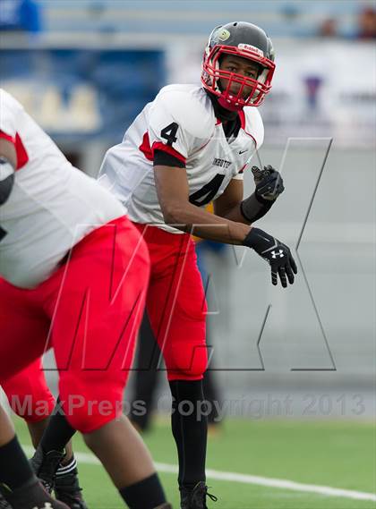 Thumbnail 2 in South Fayette vs. Imhotep Charter (PIAA Class AA Final) photogallery.