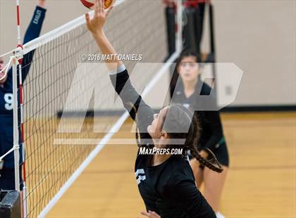 Thumbnail 1 in Pine Creek vs. Niwot (Mustang Classic Tournament) photogallery.