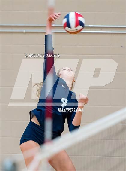 Thumbnail 2 in Pine Creek vs. Niwot (Mustang Classic Tournament) photogallery.