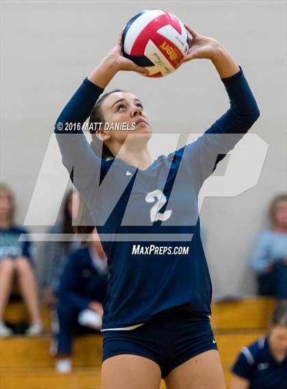 Thumbnail 2 in Pine Creek vs. Niwot (Mustang Classic Tournament) photogallery.