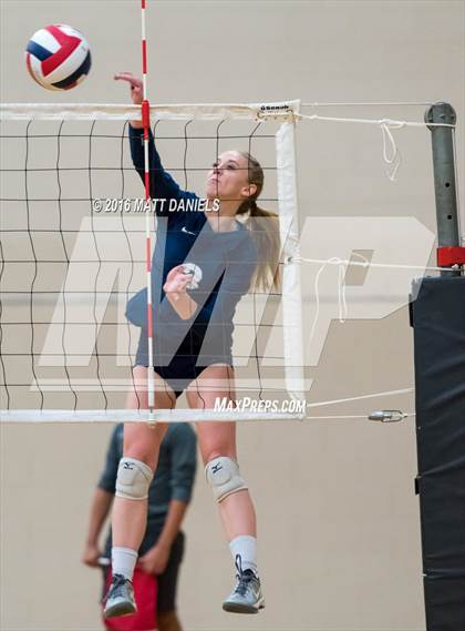 Thumbnail 3 in Pine Creek vs. Niwot (Mustang Classic Tournament) photogallery.