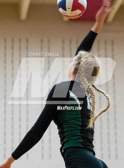 Thumbnail 3 in Pine Creek vs. Niwot (Mustang Classic Tournament) photogallery.