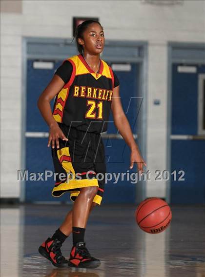 Thumbnail 3 in Berkeley vs. Pleasant Grove (Coaches vs. Cancer) photogallery.