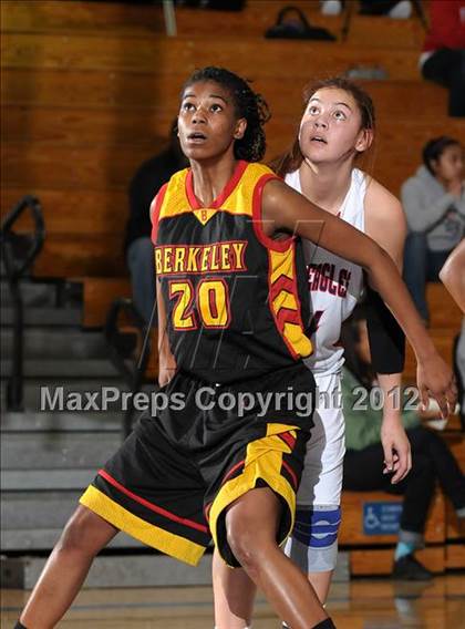 Thumbnail 3 in Berkeley vs. Pleasant Grove (Coaches vs. Cancer) photogallery.