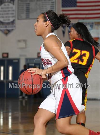 Thumbnail 3 in Berkeley vs. Pleasant Grove (Coaches vs. Cancer) photogallery.