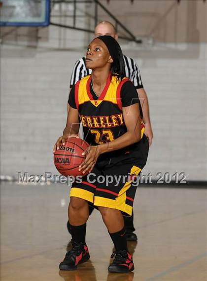 Thumbnail 3 in Berkeley vs. Pleasant Grove (Coaches vs. Cancer) photogallery.
