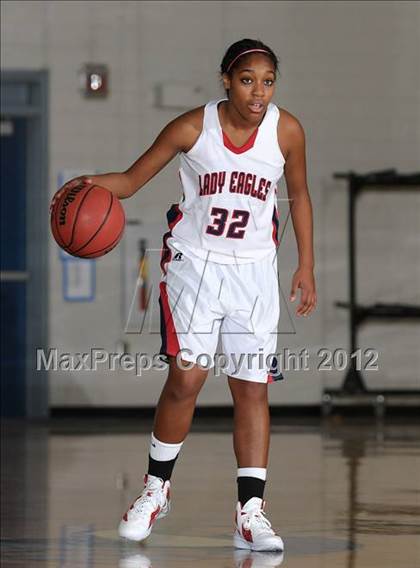 Thumbnail 3 in Berkeley vs. Pleasant Grove (Coaches vs. Cancer) photogallery.