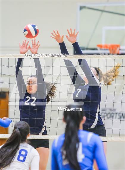 Thumbnail 3 in El Camino Real vs High Tech SD (CIF D5 Regional Final) photogallery.
