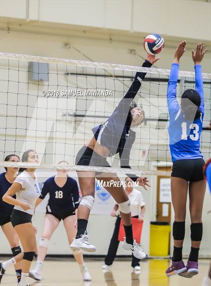 Thumbnail 3 in El Camino Real vs High Tech SD (CIF D5 Regional Final) photogallery.