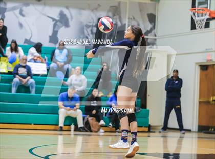 Thumbnail 2 in El Camino Real vs High Tech SD (CIF D5 Regional Final) photogallery.