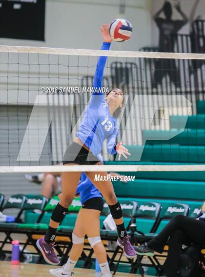 Thumbnail 1 in El Camino Real vs High Tech SD (CIF D5 Regional Final) photogallery.