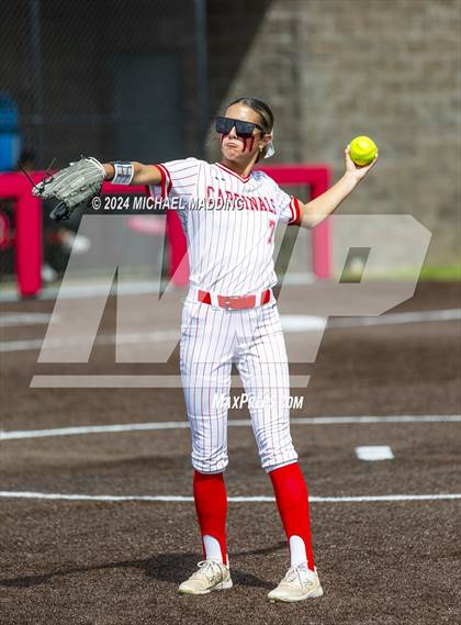 Thumbnail 1 in Bridge City vs Hargrave (UIL 4A Softball Region 1 & 3 Bi-District) photogallery.