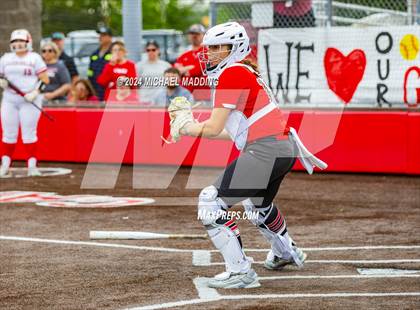 Thumbnail 3 in Bridge City vs Hargrave (UIL 4A Softball Region 1 & 3 Bi-District) photogallery.