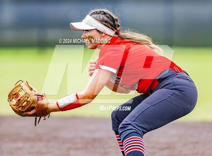 Thumbnail 2 in Bridge City vs Hargrave (UIL 4A Softball Region 1 & 3 Bi-District) photogallery.