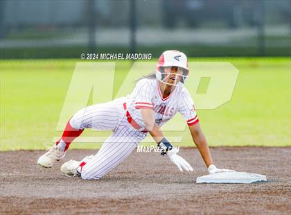 Thumbnail 2 in Bridge City vs Hargrave (UIL 4A Softball Region 1 & 3 Bi-District) photogallery.