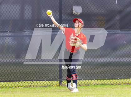 Thumbnail 1 in Bridge City vs Hargrave (UIL 4A Softball Region 1 & 3 Bi-District) photogallery.