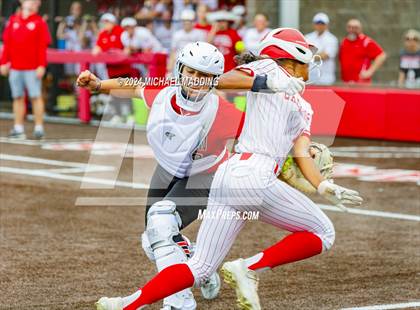 Thumbnail 3 in Bridge City vs Hargrave (UIL 4A Softball Region 1 & 3 Bi-District) photogallery.