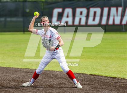 Thumbnail 2 in Bridge City vs Hargrave (UIL 4A Softball Region 1 & 3 Bi-District) photogallery.