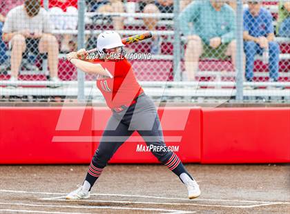 Thumbnail 3 in Bridge City vs Hargrave (UIL 4A Softball Region 1 & 3 Bi-District) photogallery.