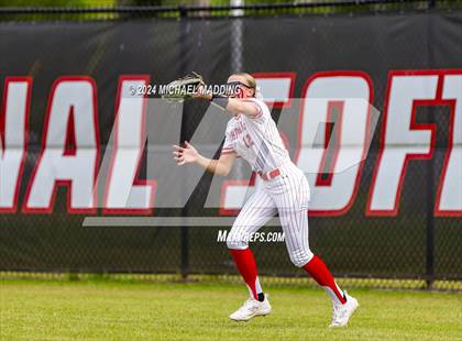 Thumbnail 2 in Bridge City vs Hargrave (UIL 4A Softball Region 1 & 3 Bi-District) photogallery.