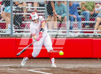 Thumbnail 3 in Bridge City vs Hargrave (UIL 4A Softball Region 1 & 3 Bi-District) photogallery.