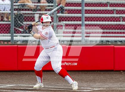 Thumbnail 3 in Bridge City vs Hargrave (UIL 4A Softball Region 1 & 3 Bi-District) photogallery.