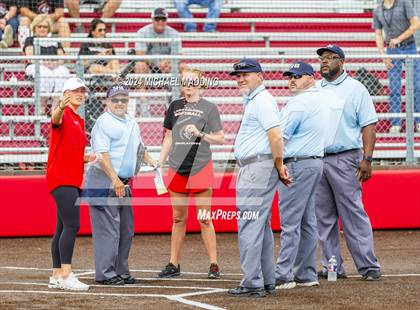 Thumbnail 3 in Bridge City vs Hargrave (UIL 4A Softball Region 1 & 3 Bi-District) photogallery.