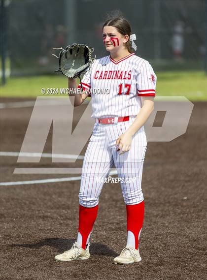 Thumbnail 3 in Bridge City vs Hargrave (UIL 4A Softball Region 1 & 3 Bi-District) photogallery.