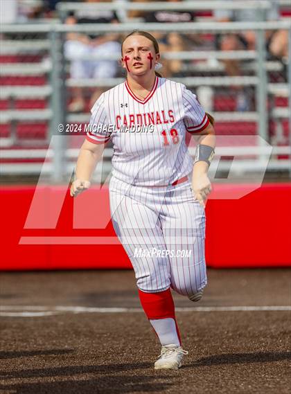 Thumbnail 3 in Bridge City vs Hargrave (UIL 4A Softball Region 1 & 3 Bi-District) photogallery.