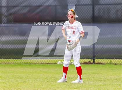 Thumbnail 2 in Bridge City vs Hargrave (UIL 4A Softball Region 1 & 3 Bi-District) photogallery.