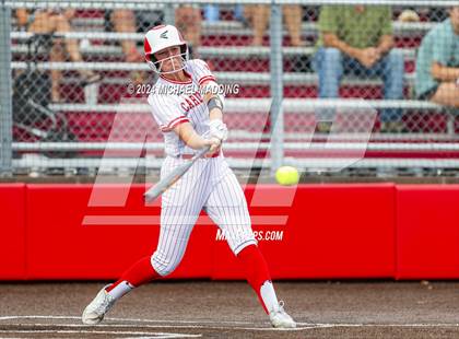 Thumbnail 2 in Bridge City vs Hargrave (UIL 4A Softball Region 1 & 3 Bi-District) photogallery.
