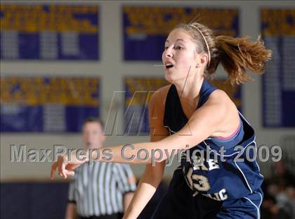 Thumbnail 3 in Burke Catholic vs. Livingston Manor (Warwick Holiday Classic) photogallery.