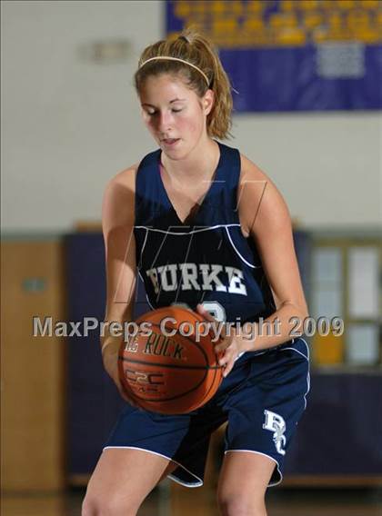 Thumbnail 1 in Burke Catholic vs. Livingston Manor (Warwick Holiday Classic) photogallery.